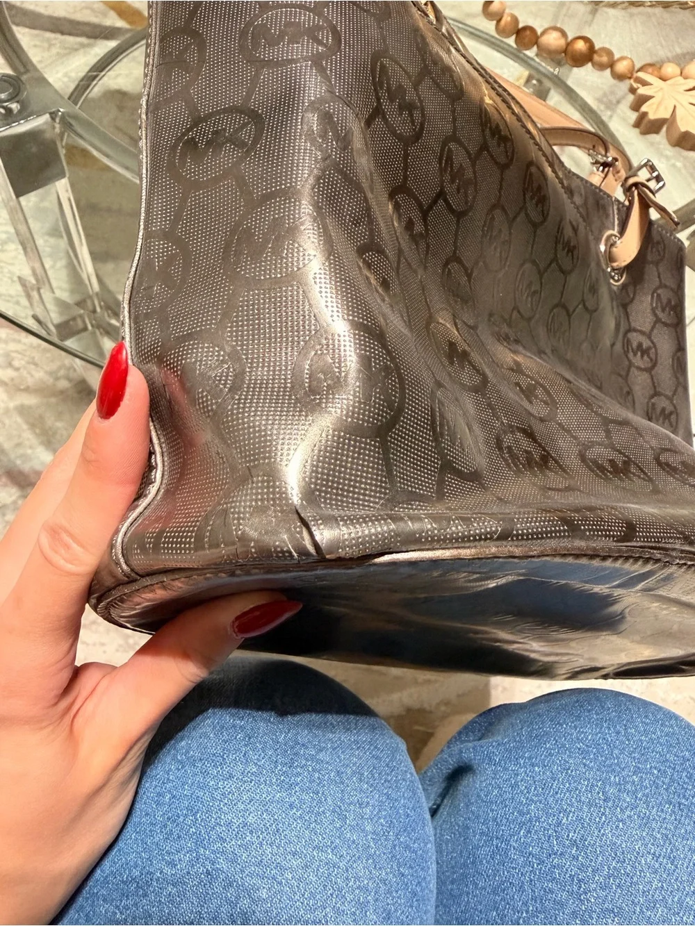 Michael Kors Jet Set Tote Bag – Smoke Gray Patent Logo Tote - Picture 8 of 8